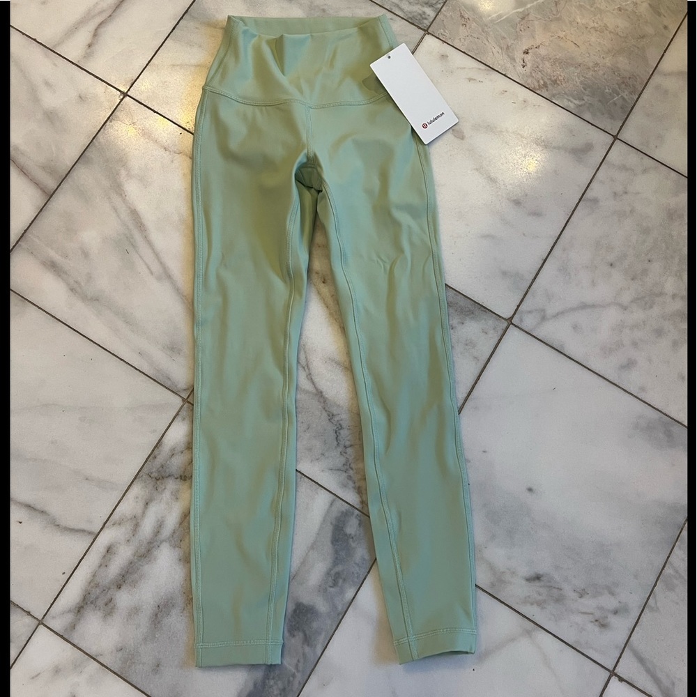 Wunder Under High Rise Creamy mint NWT smoke free home size 2